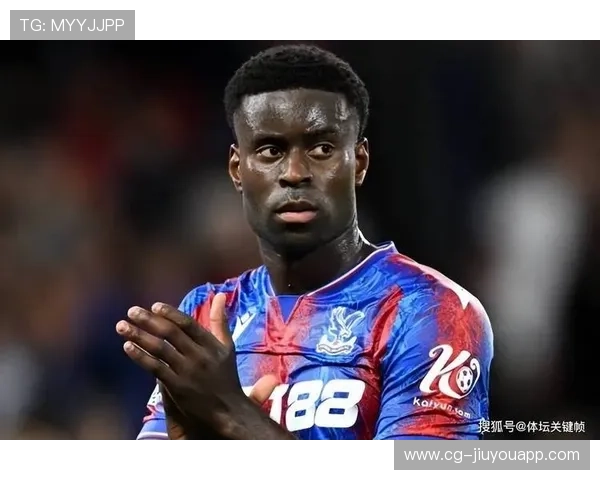 曼联加入争夺免费签格伊！大英两国脚前途未卜，阿莫林恐需买中卫